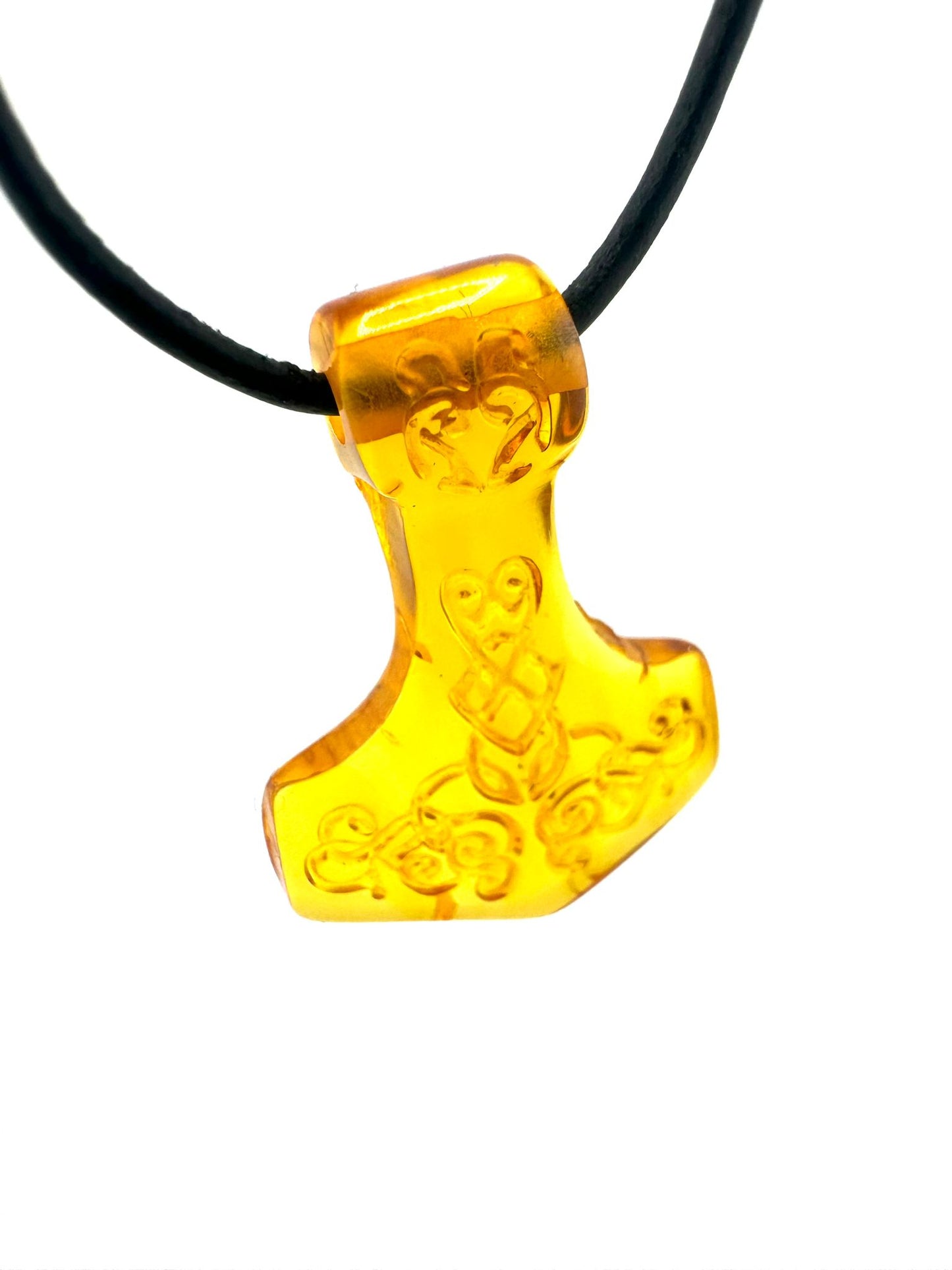 Amber Thors Hammer