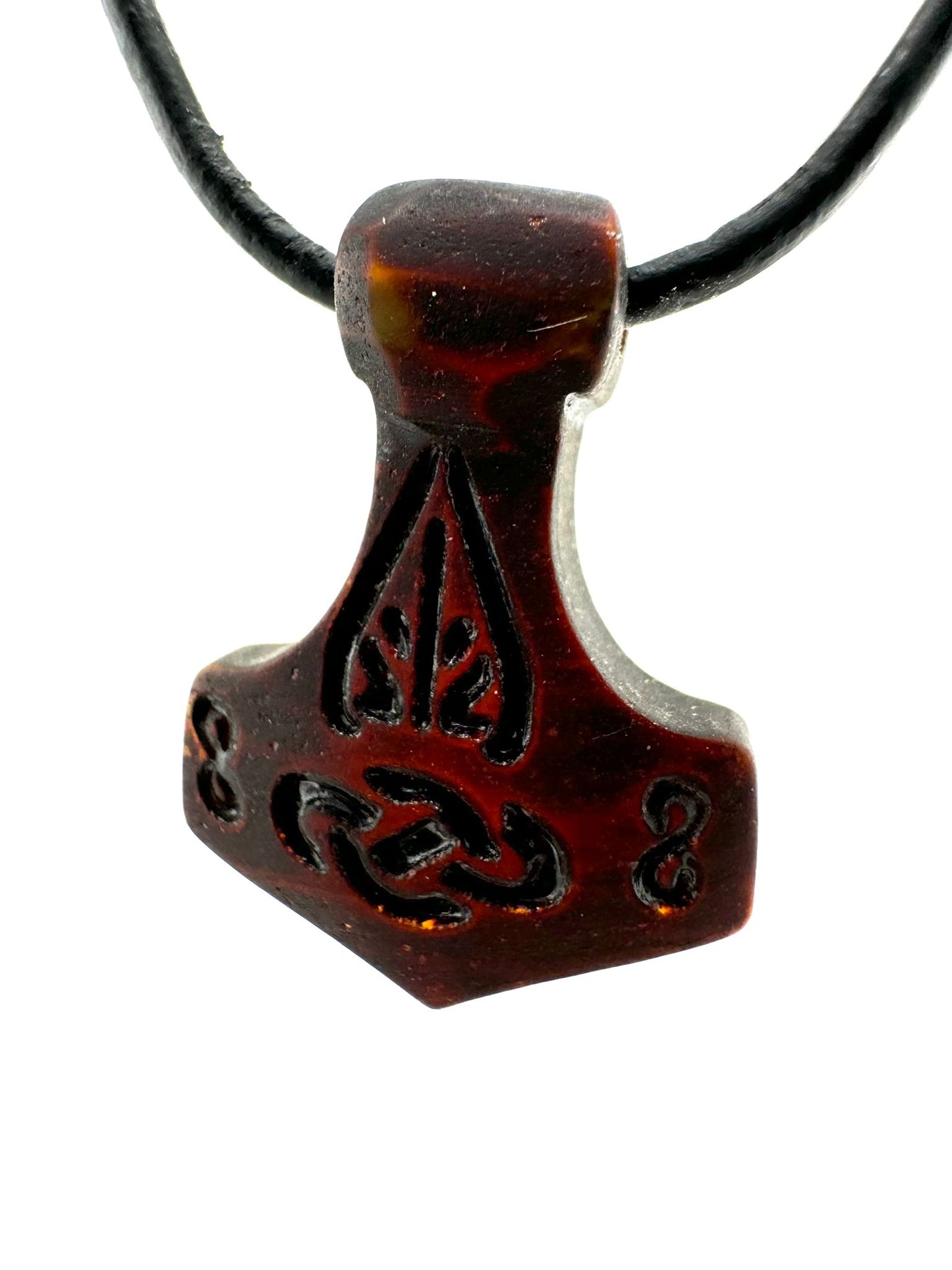 Thors hammer lavet af sort rav