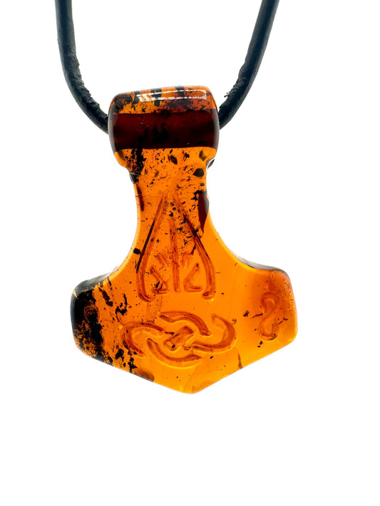 Amber Thors Hammer