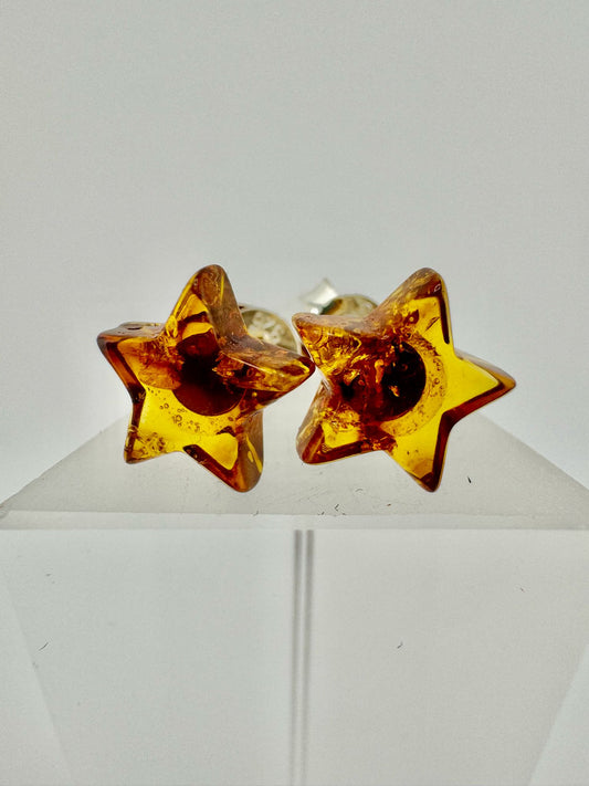 Star stud earrings