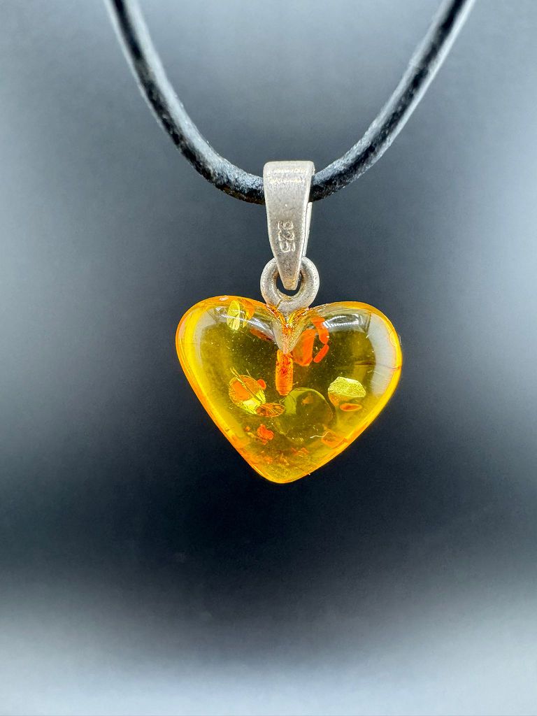 Bernstein-Herz mit 925er Silber