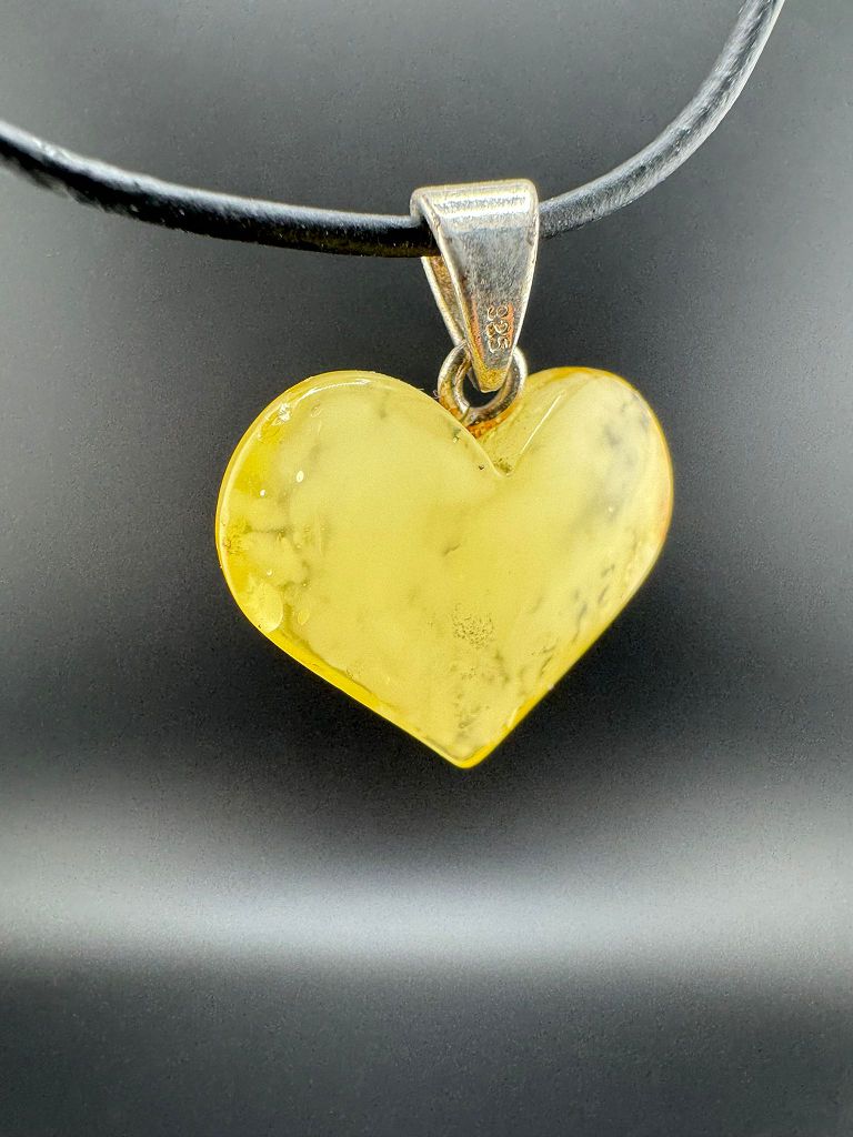 Bernstein-Herz mit 925er Silber