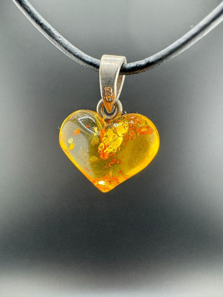 Bernstein-Herz mit 925er Silber